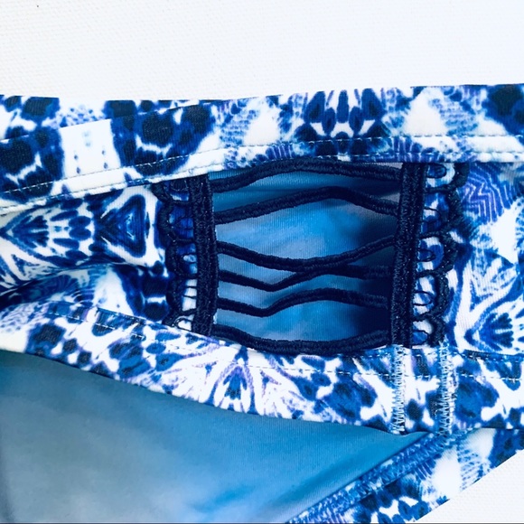 NWT Adore Me Blue Purple White Bikini Bottoms Sz XS - Picture 3 of 6